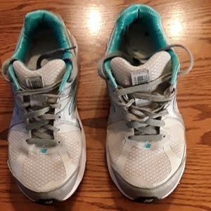 NEW BALANCE SHOES  # 1540 V2